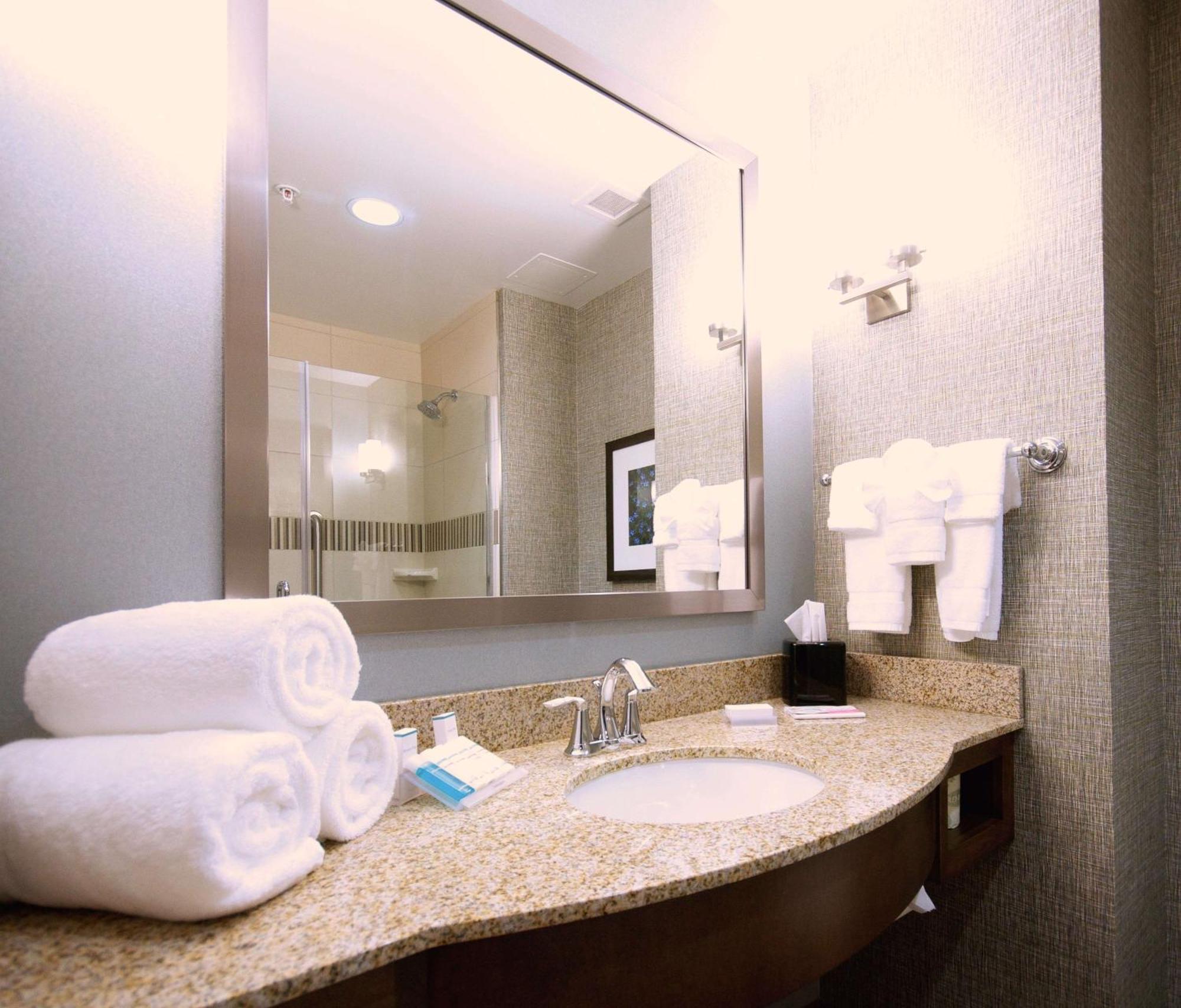 Hilton Garden Inn Hickory Exterior foto