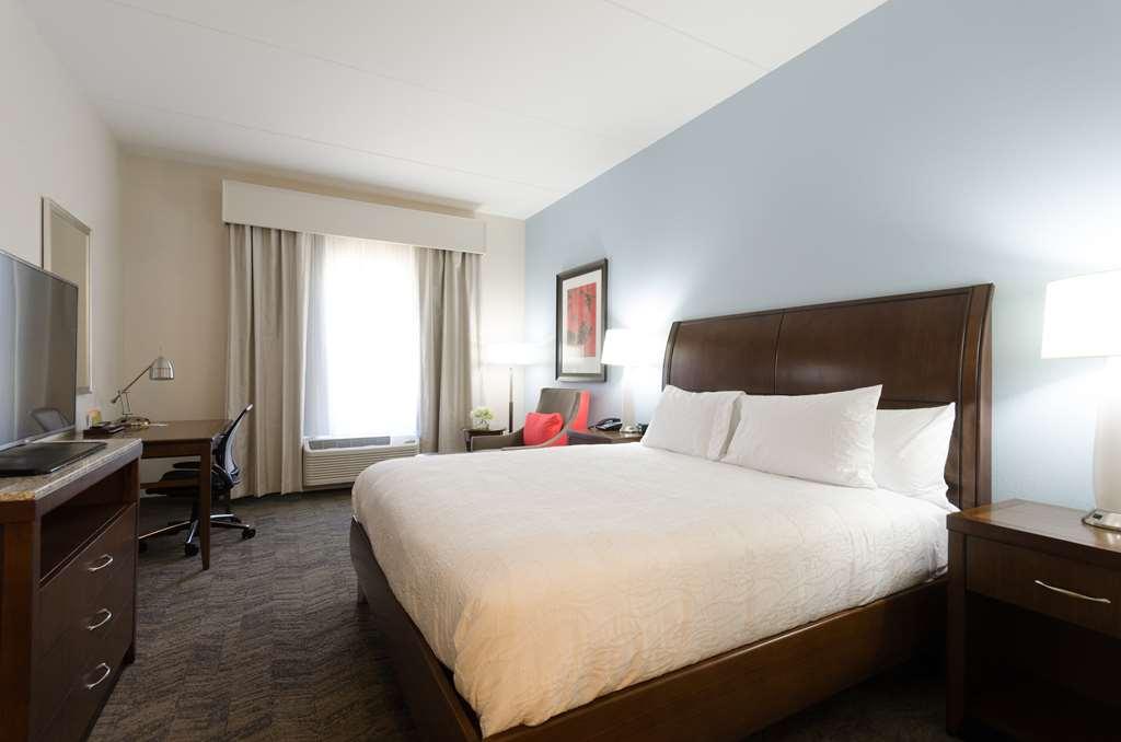 Hilton Garden Inn Hickory Quarto foto